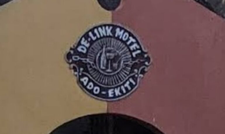 De-Link Motel