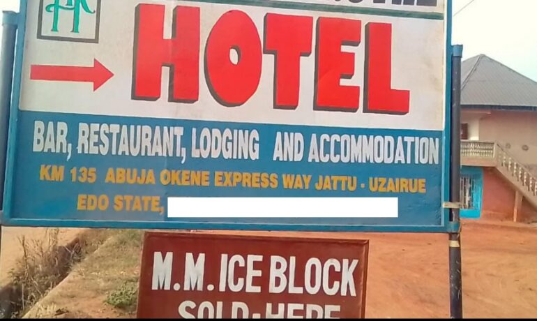De Palm Royal Hotel and Suites