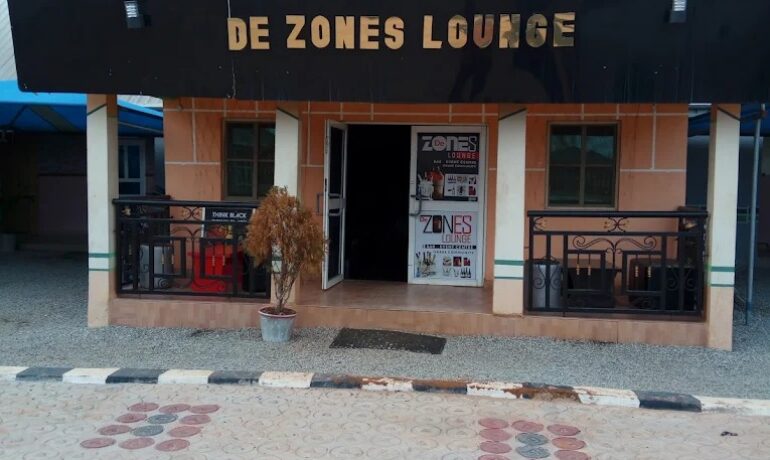 De Zones Hotel and Lounge