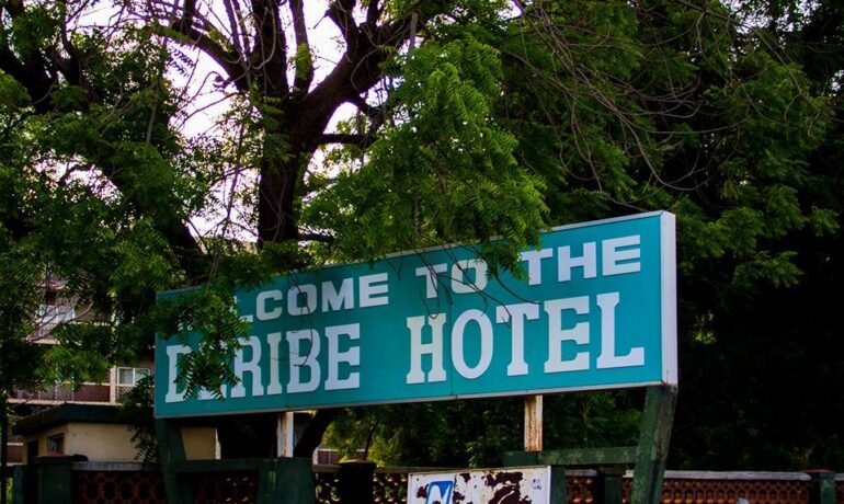 Deribe Hotel