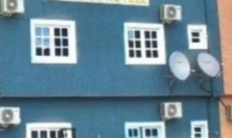 Ermakel Hotel & Night Club