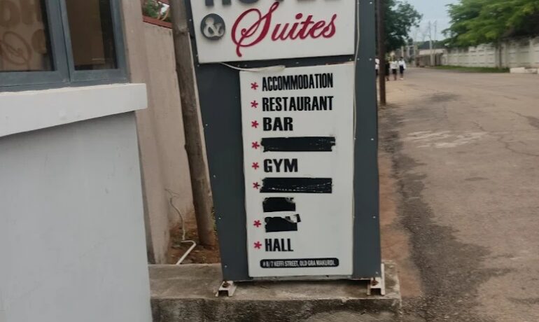 Eyah Hotel and Suites