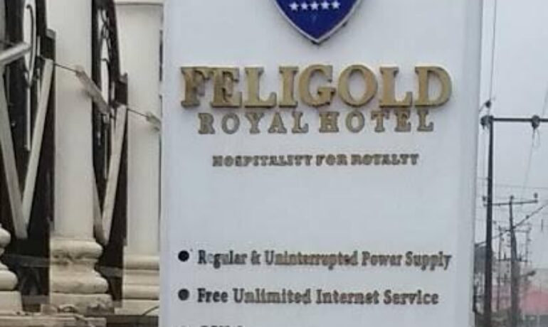 FeliGold Royal Hotel