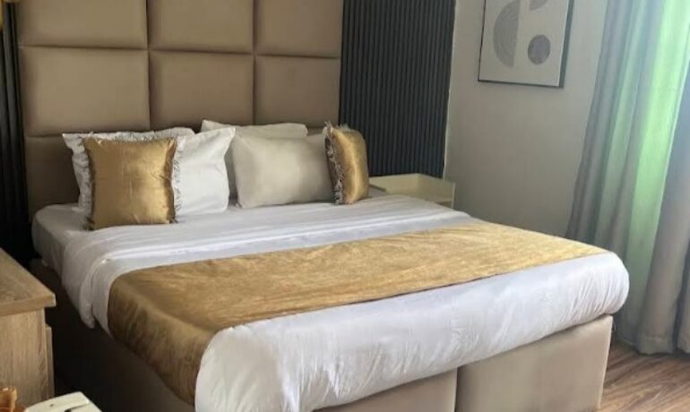 Florence Hotel and Suites