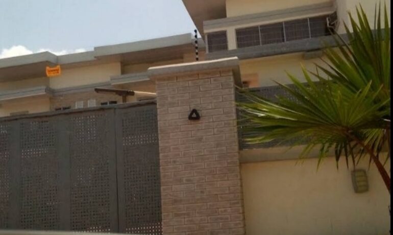 Fobbs Apartments and Suites