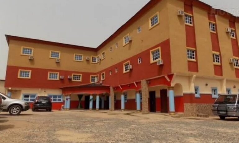 Gina Hotel