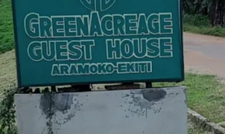 Green Acreage Guest House