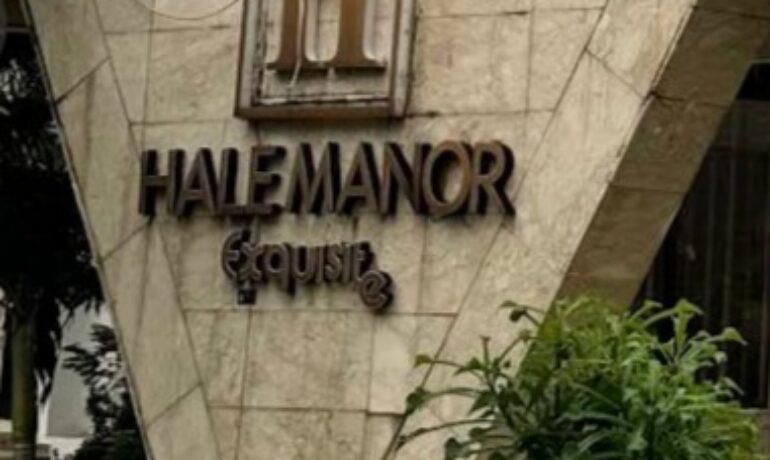 Hale Manor