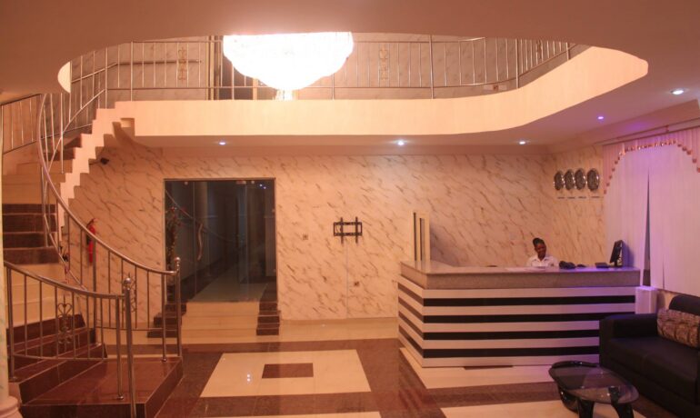 Hotel De Legacy