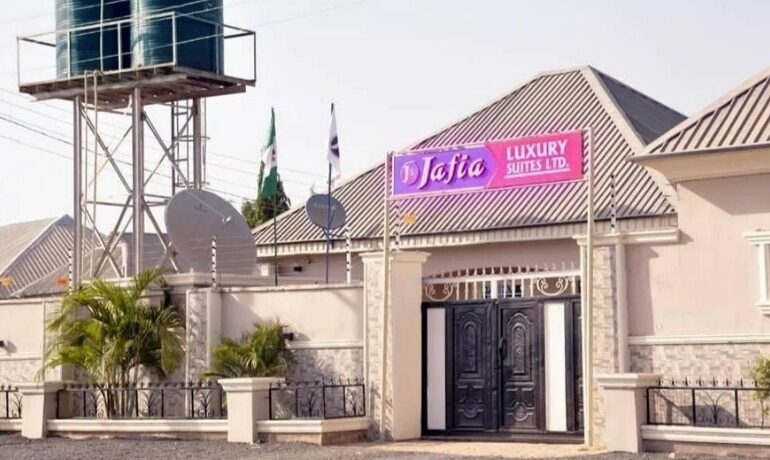 Jafia Luxury Suites