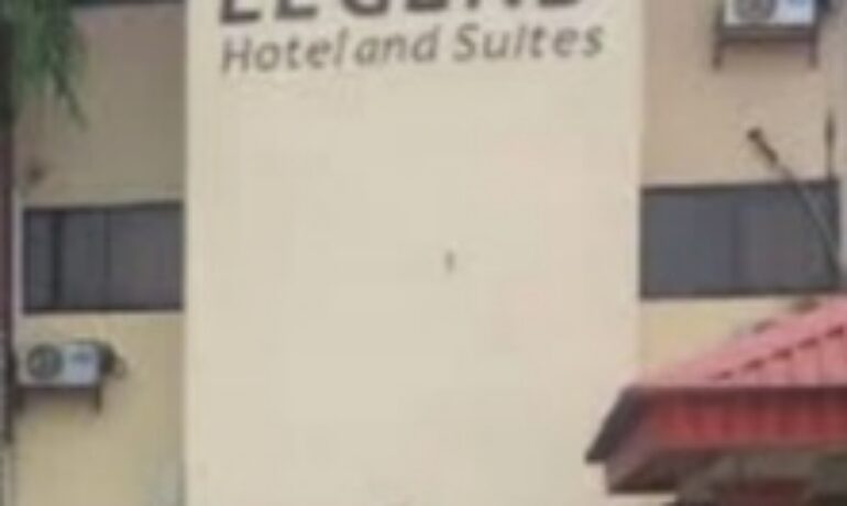Legends Hotel – De Legend Hotel & Suites