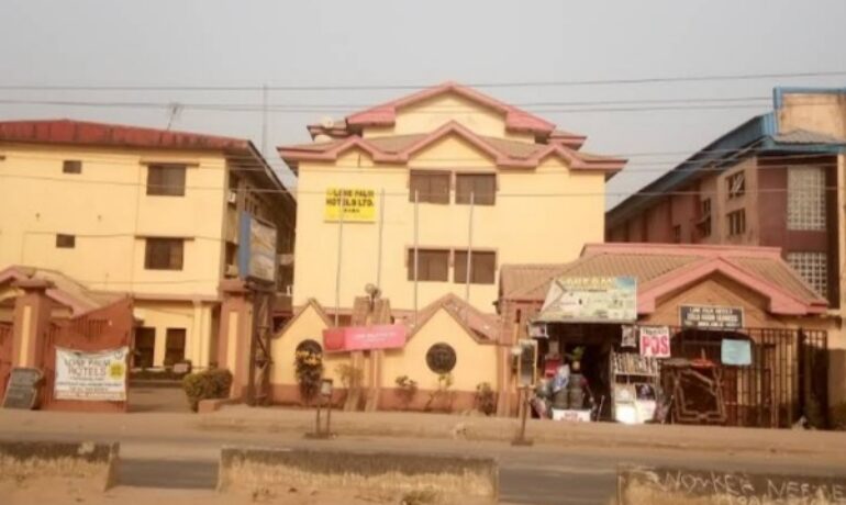 Lone Palm Hotel