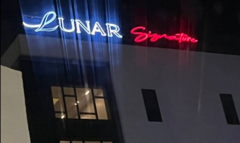 Lunar Signature Hotel & Suites