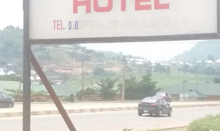 Metro Delight Hotel