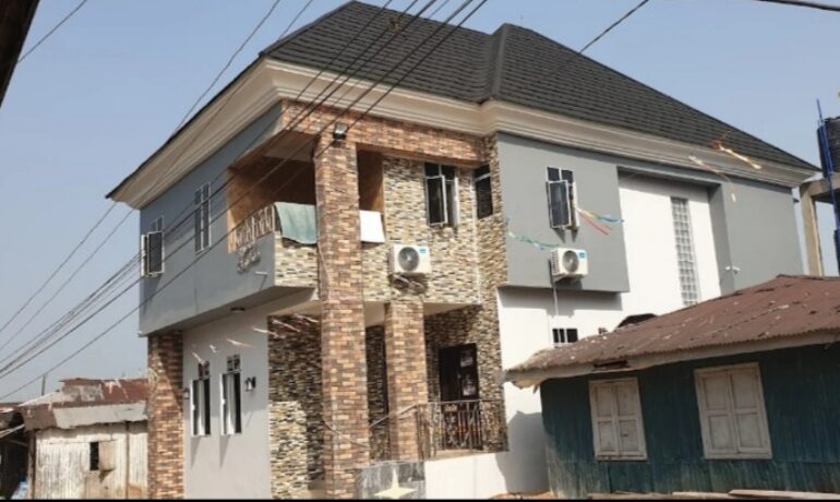 Nimiray Residence
