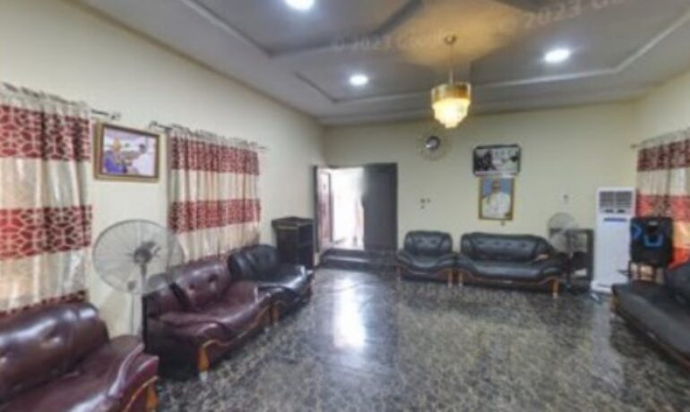 Nuhuwa Guest House