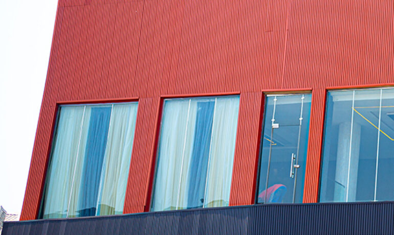 ONE ONE B LUXURY & SUITES