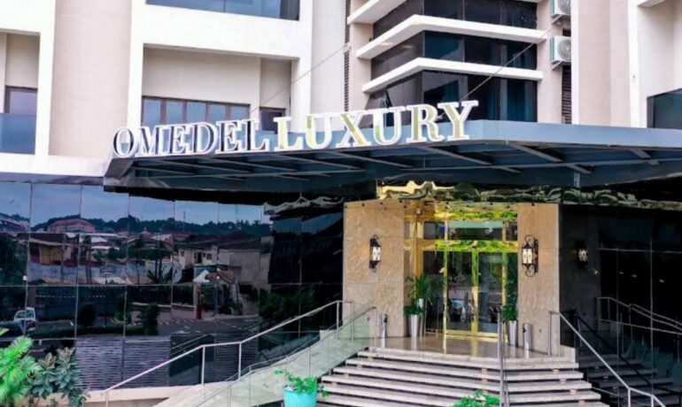 Omedel Luxury Hotel