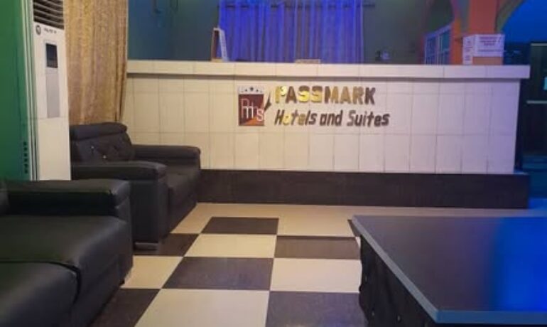 Passmark Hotel and Suites