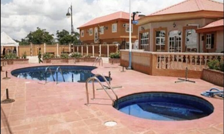 Pathfinder Hotel