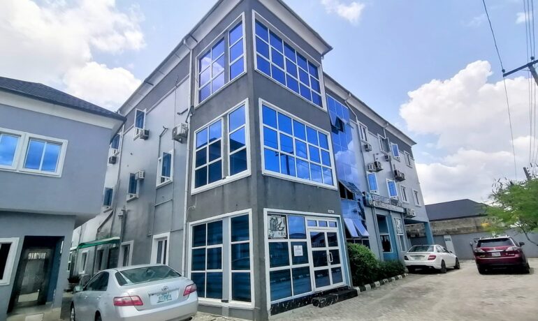Reigns Hotel & Events Place