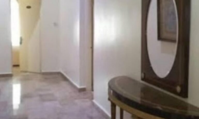 Reina Villa Hotel