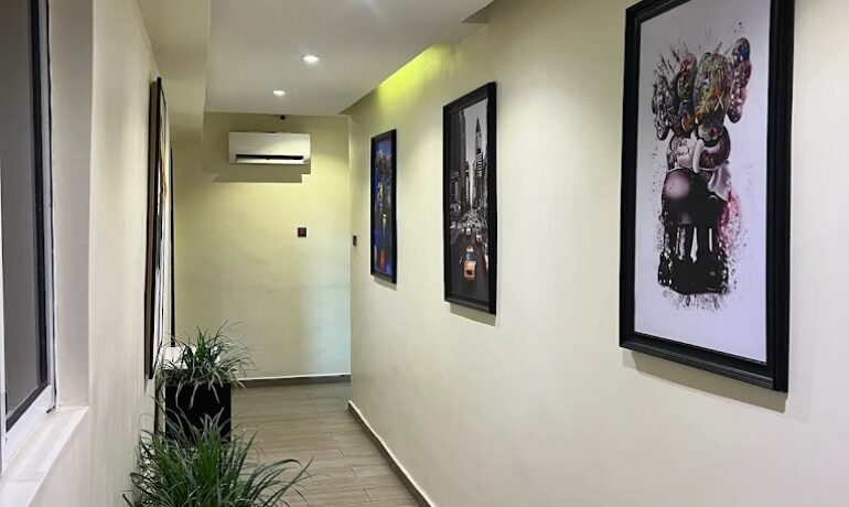 SEVEN LUGARD SERVICE APARTMENTS