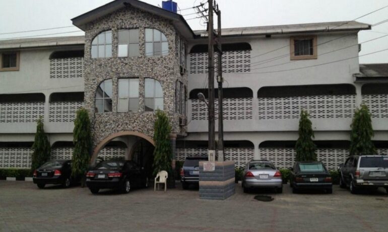 Siro Hotel, Wado City