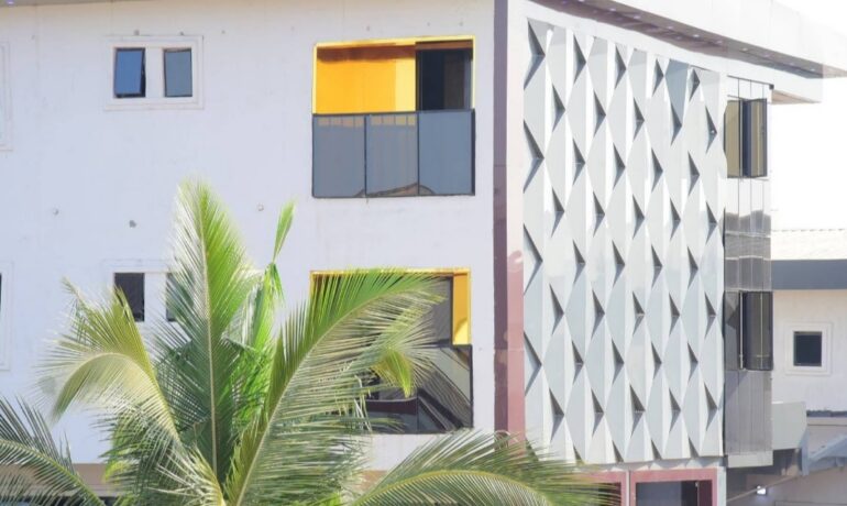 Thirdland View Hotel and Suites