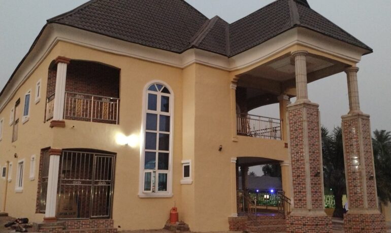 Tonia’s Hotel And Suites