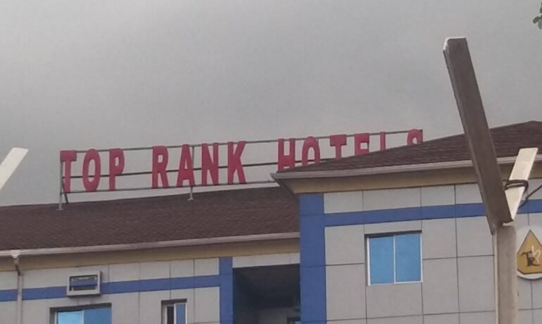Top Rank Hotel