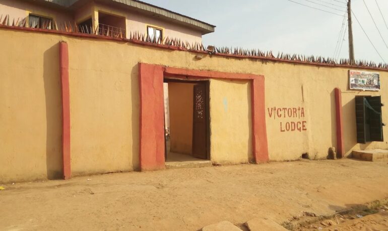 Victoria Lodge