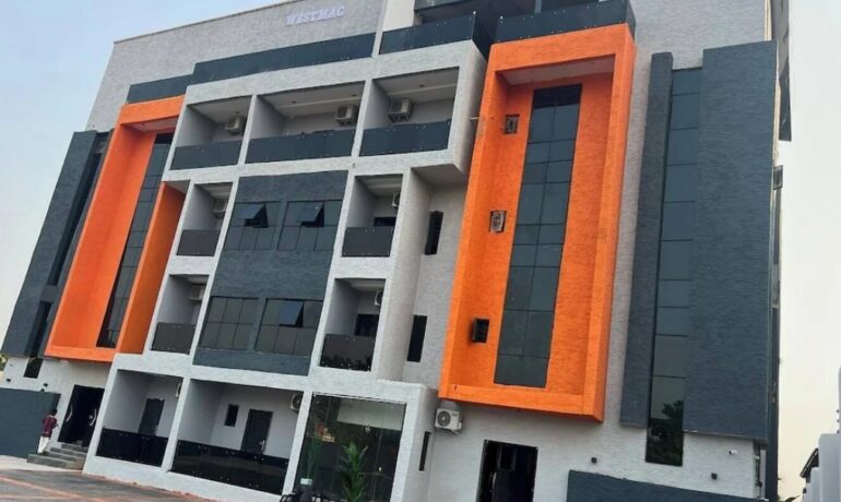 Westmac Hotel and Apartments