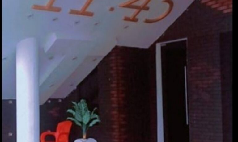 11:45 Hotel & Suites