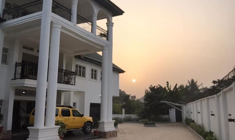 Amadi Villa