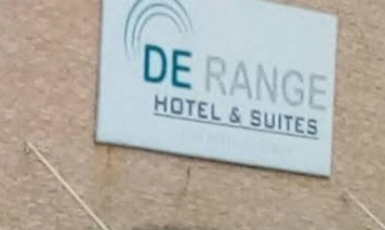 De Range Hotel & Suites