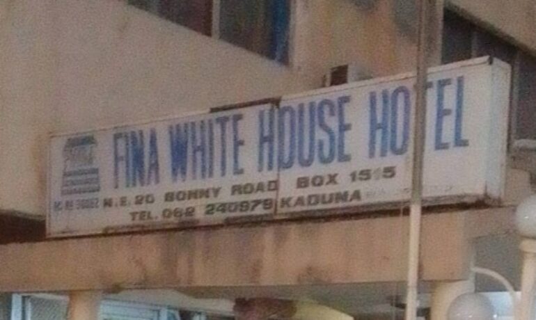 FINA WHITE HOUSE HOTEL LTD