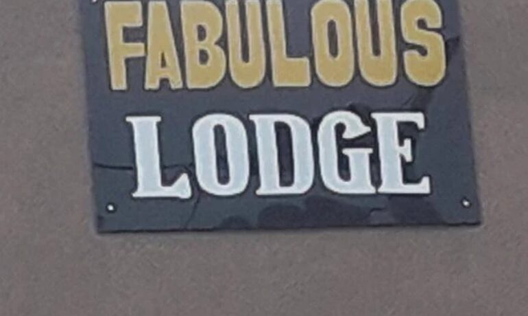 Fabulous Lodge
