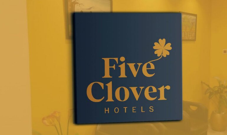 Five Clover Hotel