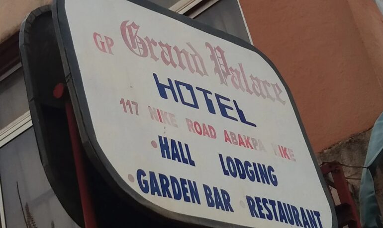 Grand Palace Hotel