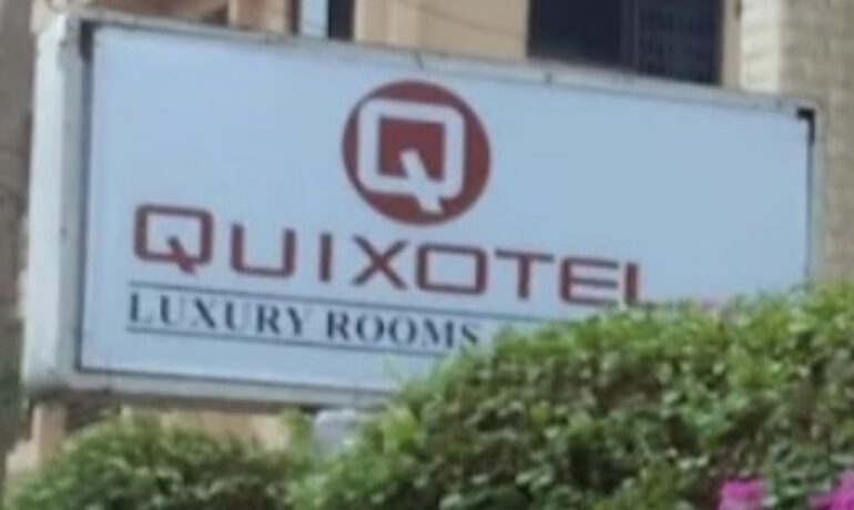 Quixotel Luxury Room