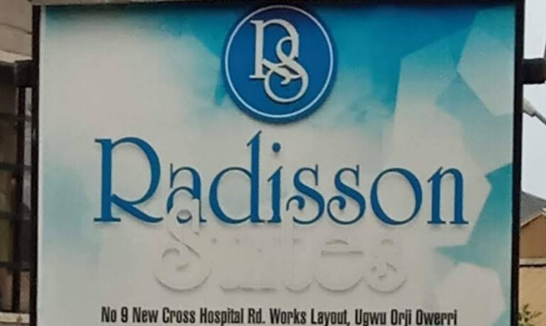 Radisson Suites