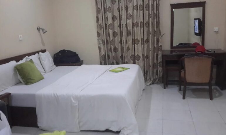 Royal Tropicana Hotel Limited – Royal Tropicana Suites