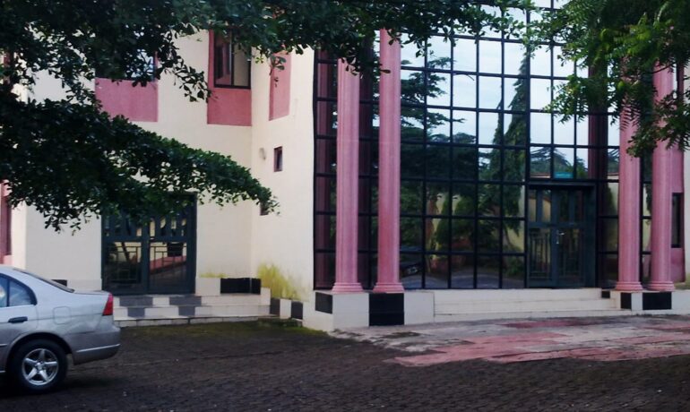 Switz Garden Hotel