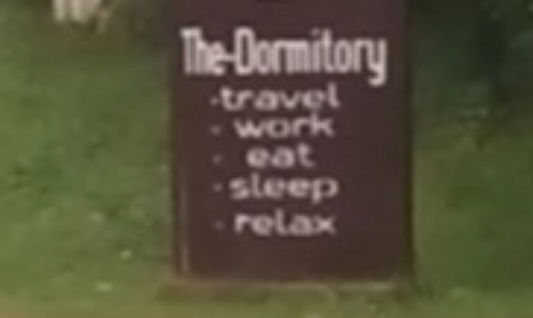 The-Dormitory Hotel