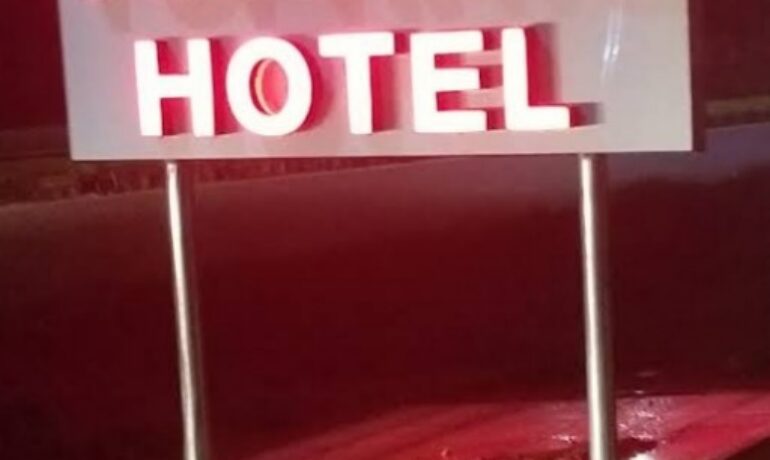 Toprate Luxury Hotel
