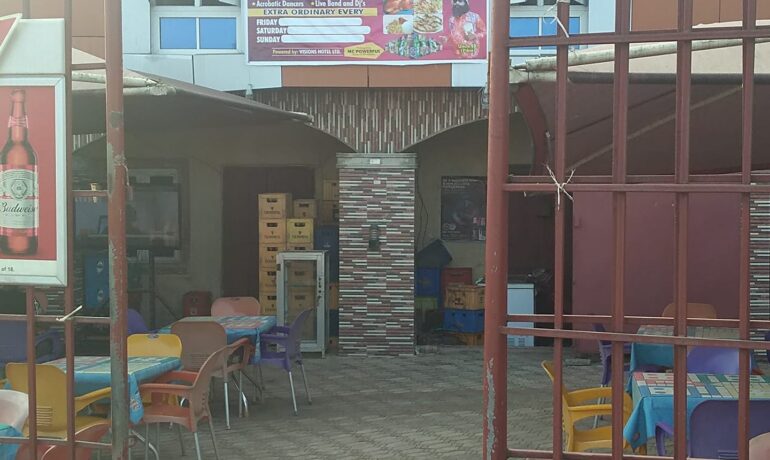 Visions’ Hotel